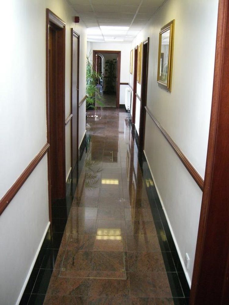 Kings Paget Hotel West Drayton  Buitenkant foto