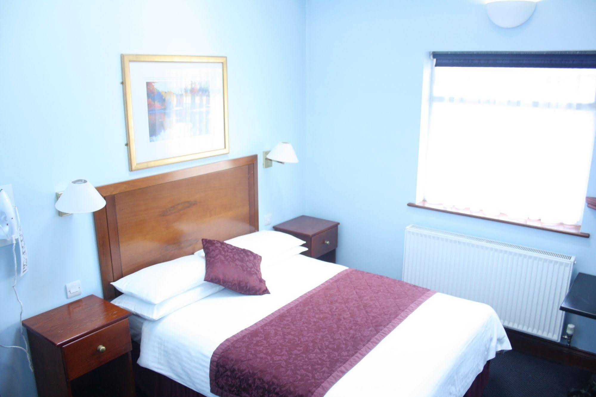 Kings Paget Hotel West Drayton  Buitenkant foto