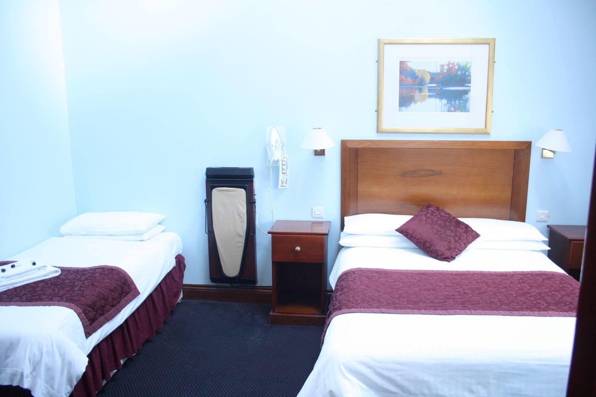 Kings Paget Hotel West Drayton  Buitenkant foto